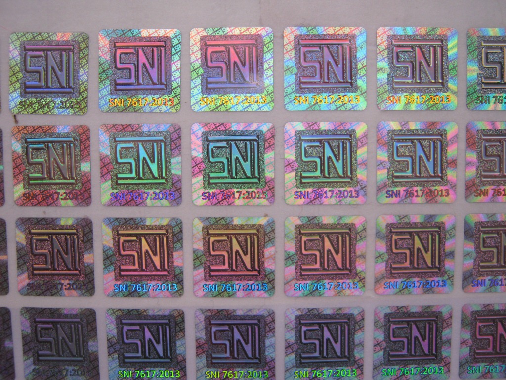 Stiker Hologram SNI 7617 2013 (Pakaian Anak) 7617 2013. 1.5 x 1.5 cm